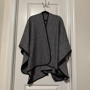 Classic Gray Plaid Open-Front Poncho